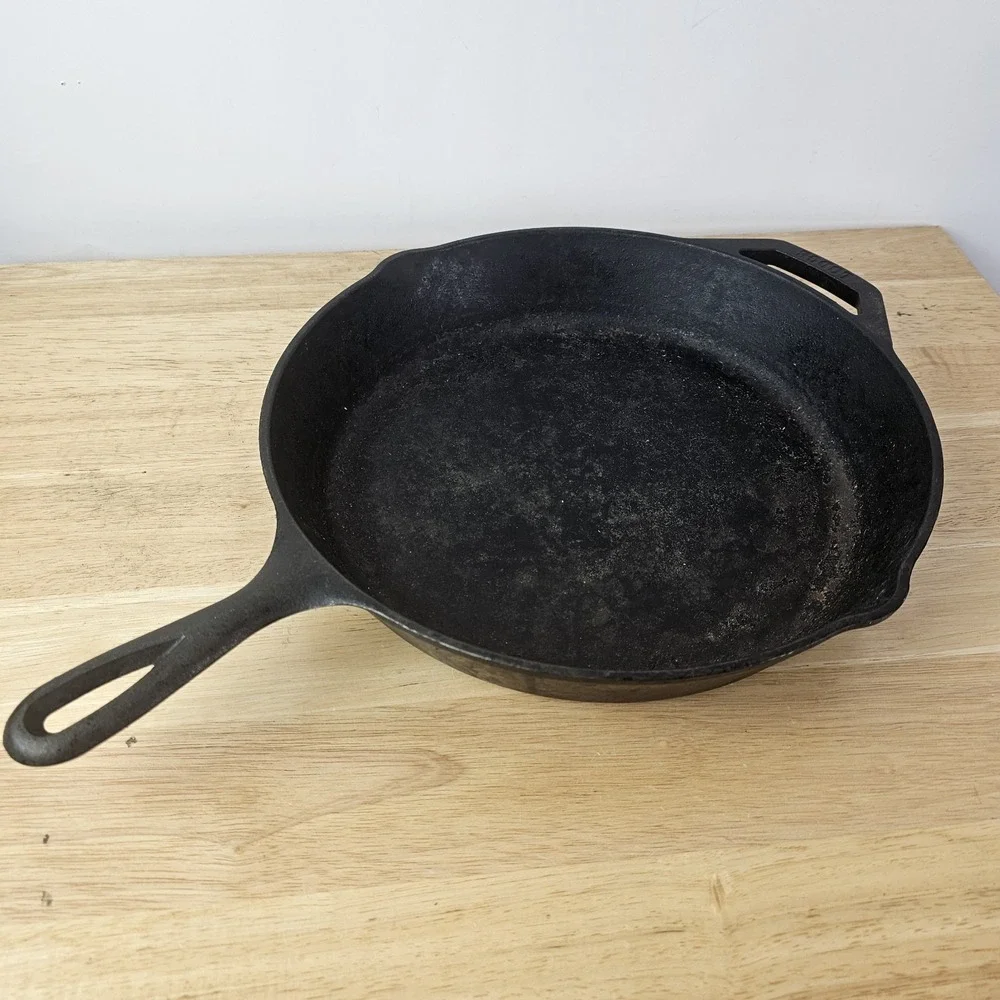 Lodge Skillet‎ 3-Notch Black Cooking Cast Iron Pan Heavy